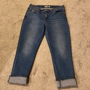 Levi capris